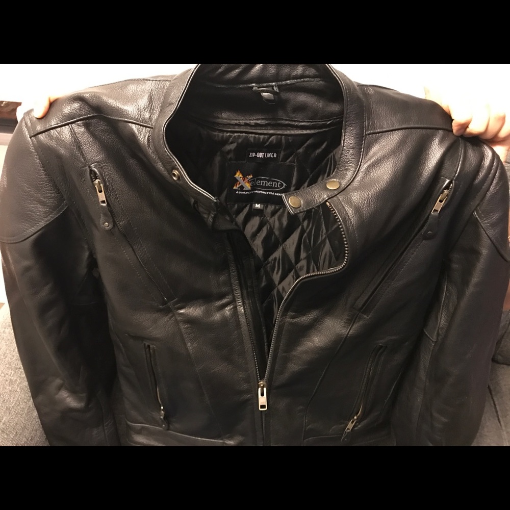 Mens leather jacket !!